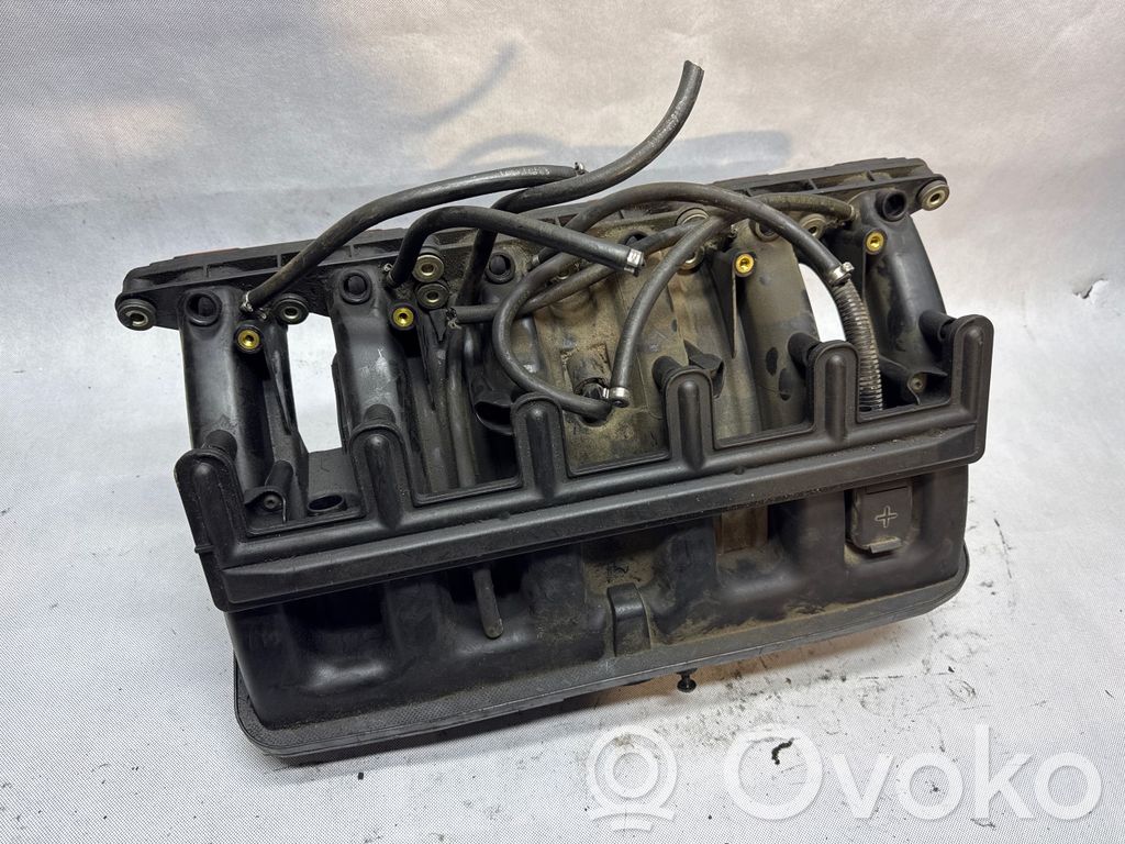 BMW 3 E46 Intake manifold 