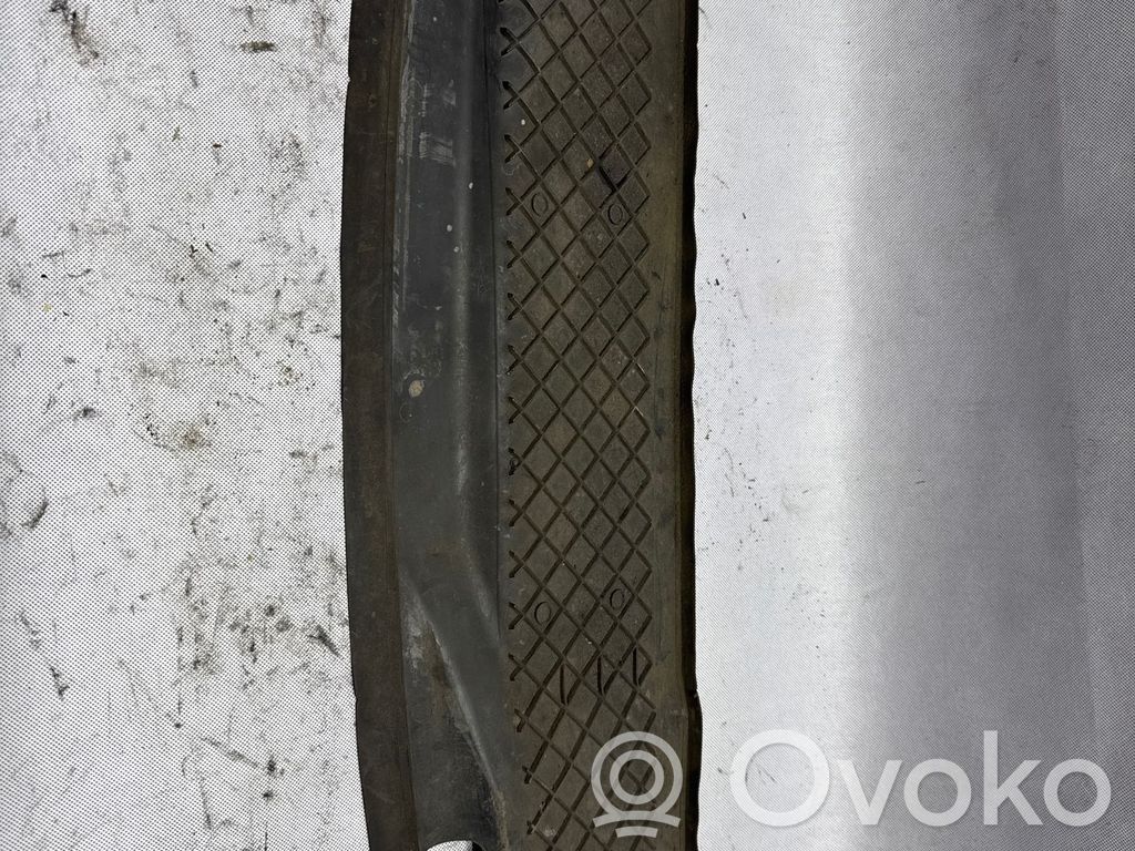 BMW 7 E65 E66 Jäähdyttimen lista 