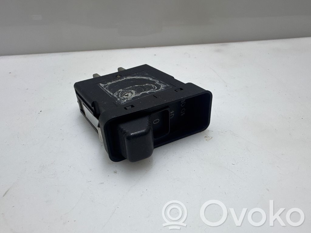 BMW 5 E34 Fog light switch 