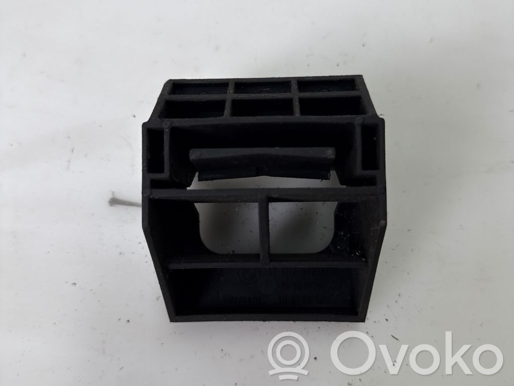 BMW 5 E60 E61 Radiator mount bracket 