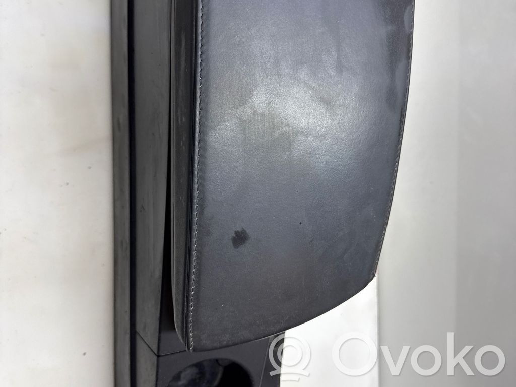 Armrest   3400692