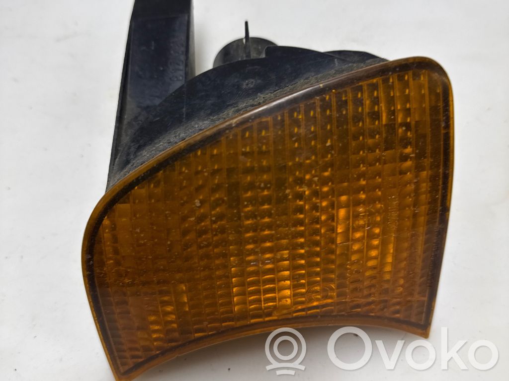 BMW 5 E34 Front indicator light 