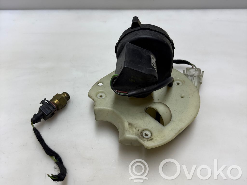 BMW 5 E39 Valdymo bloko aušintuvas 