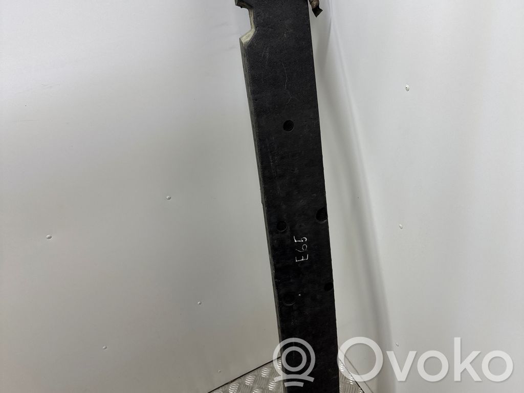 BMW 7 E65 E66 Bampera putuplasta daļa 