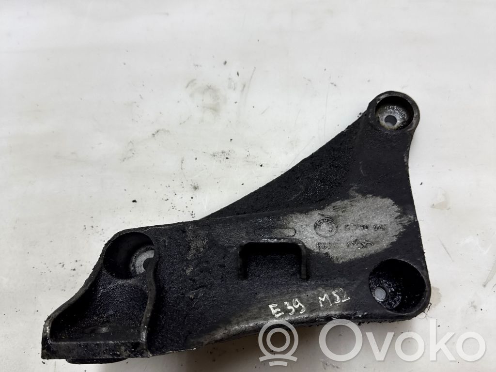 BMW 5 E39 Variklio tvirtinimo kronšteinas 