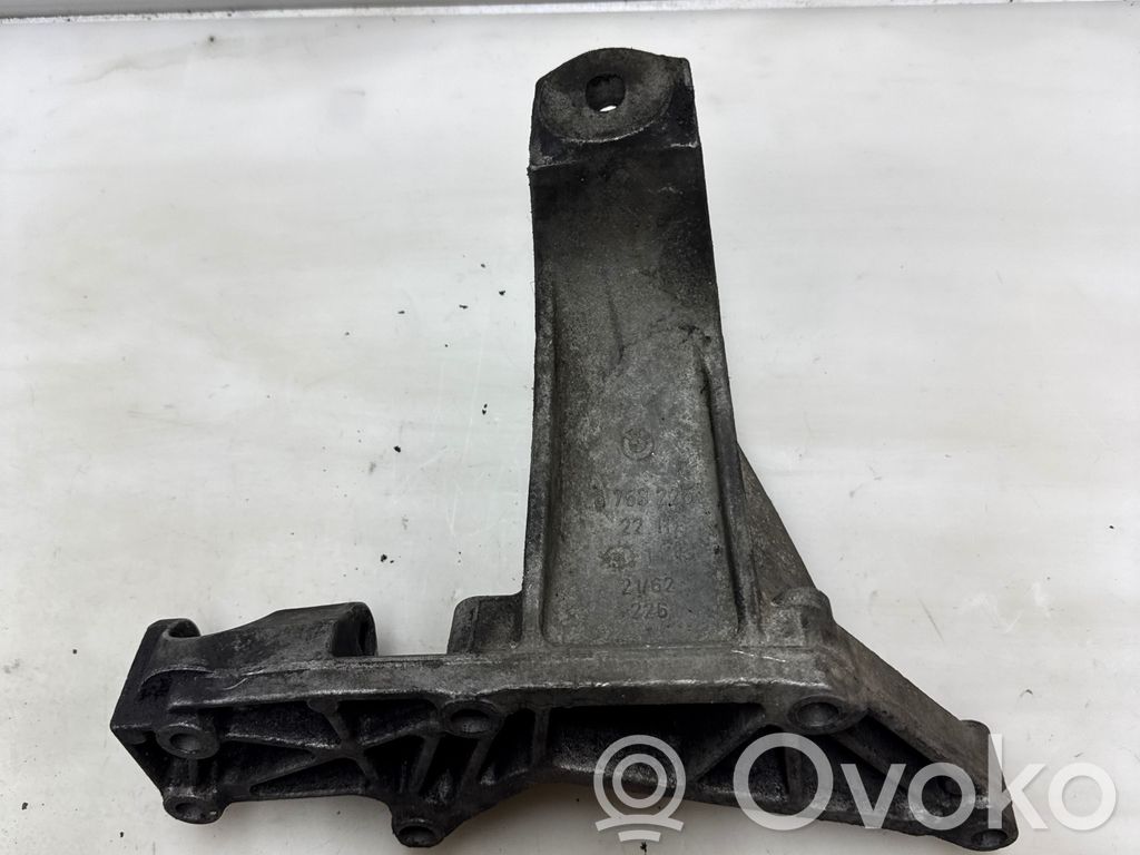 BMW 3 E46 Engine mounting bracket 