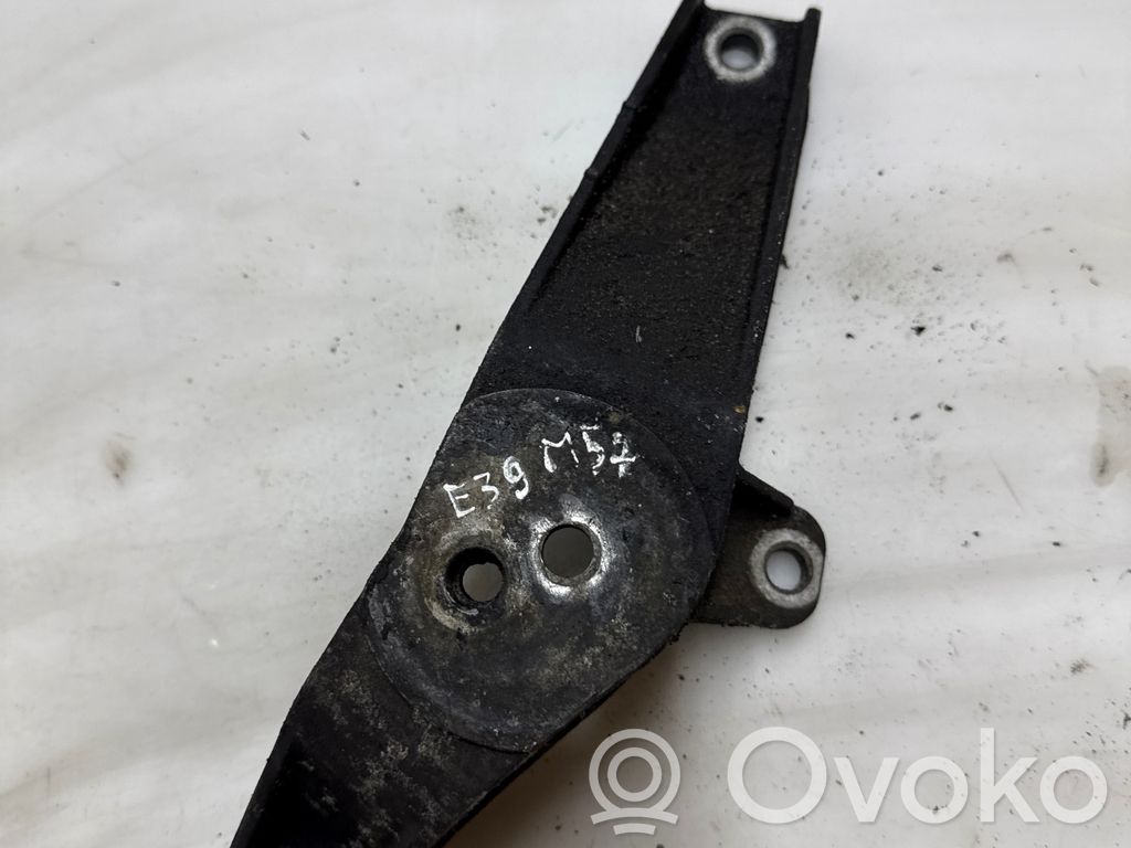 BMW 5 E39 Engine mounting bracket 