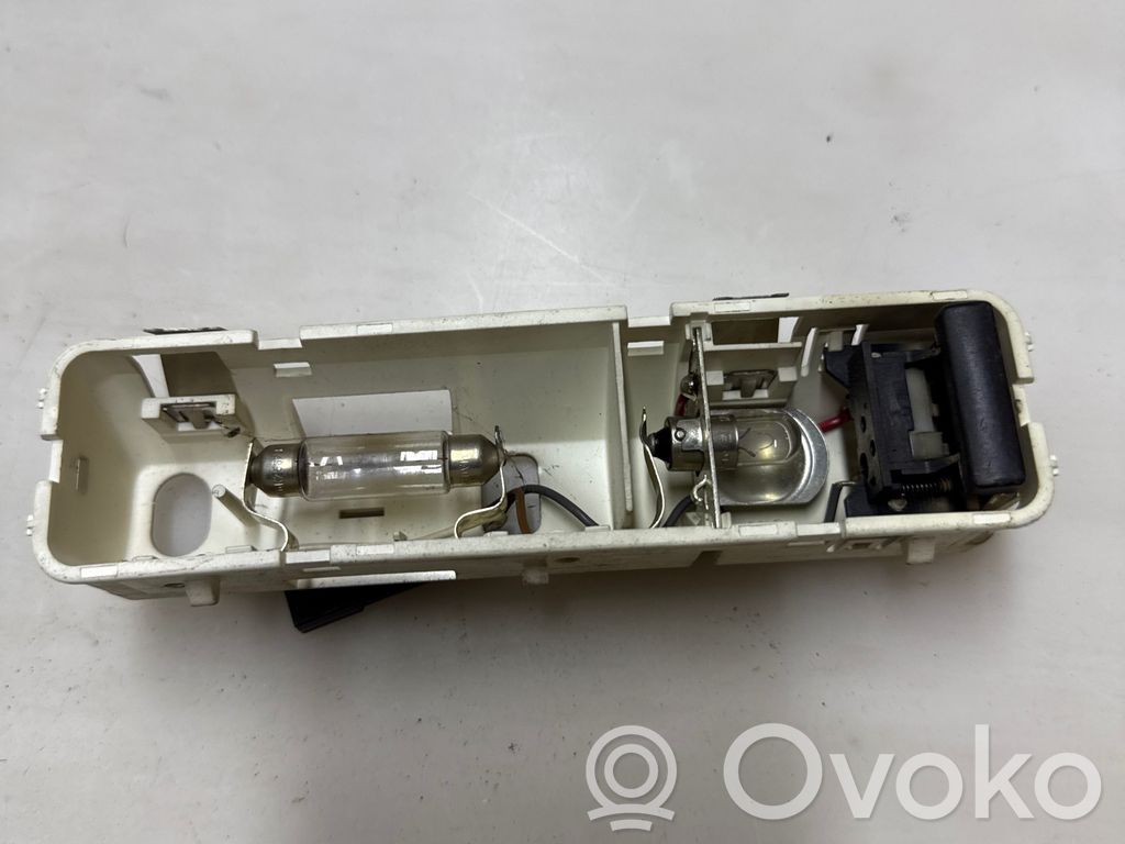 BMW 5 E39 Kitas salono žibintas 