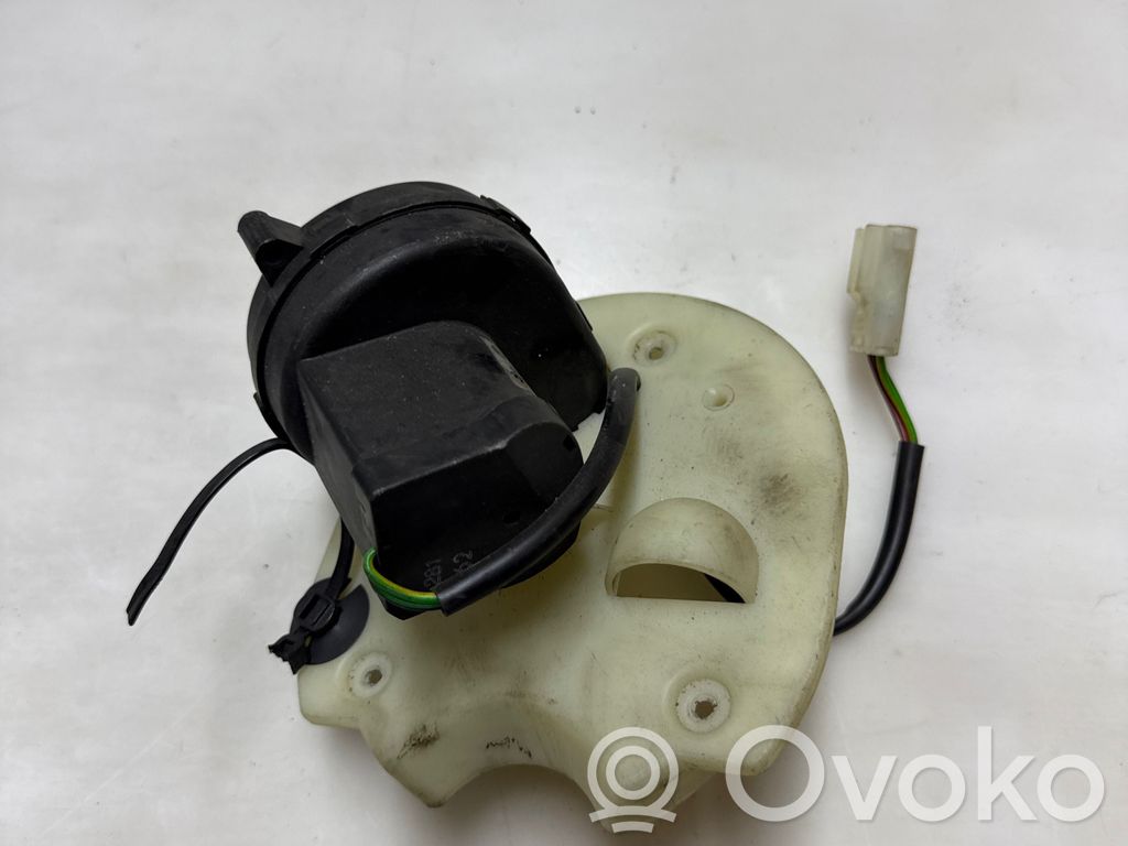 BMW 5 E39 Engine control unit/module fan 