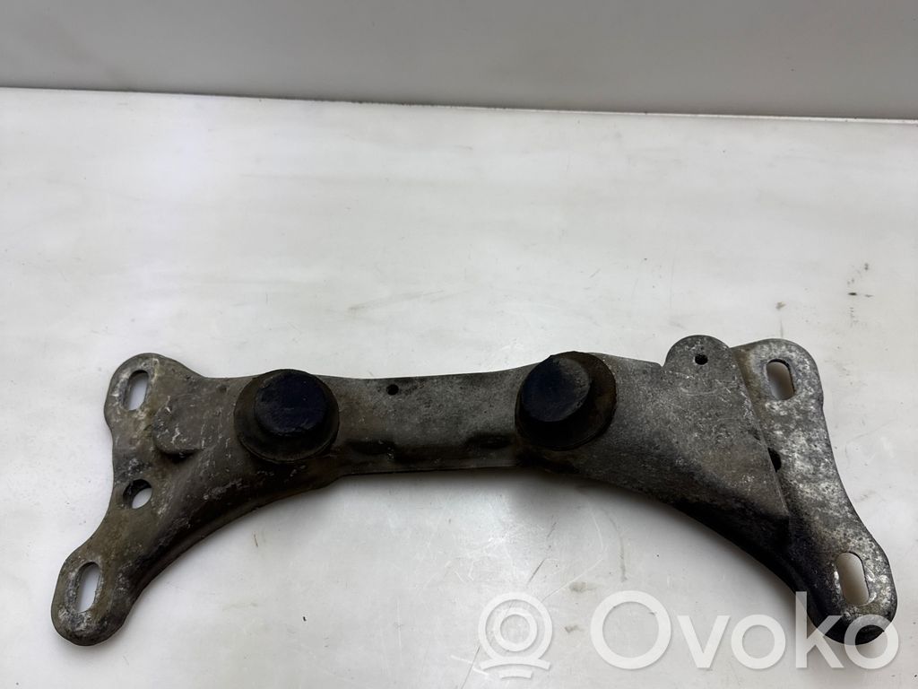 BMW 3 E46 Gearbox mounting bracket 