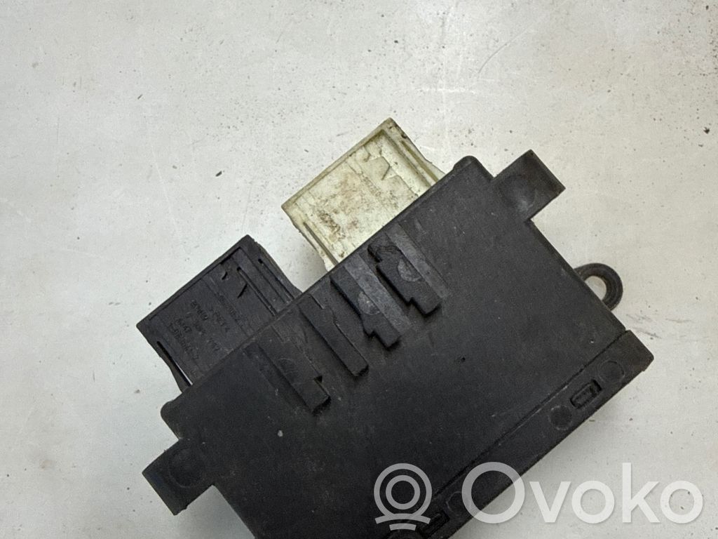 BMW 3 E46 Wing mirror control module 