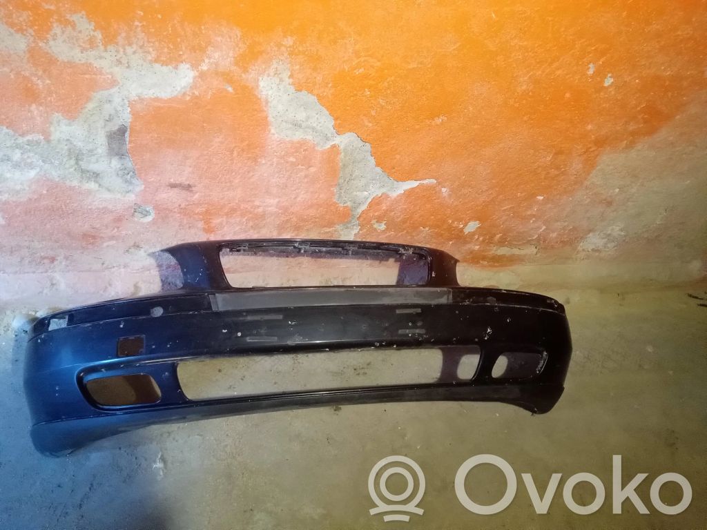 Volvo V70 Front bumper 