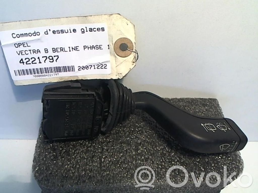 Opel Vectra B Pyyhkijän vipu 