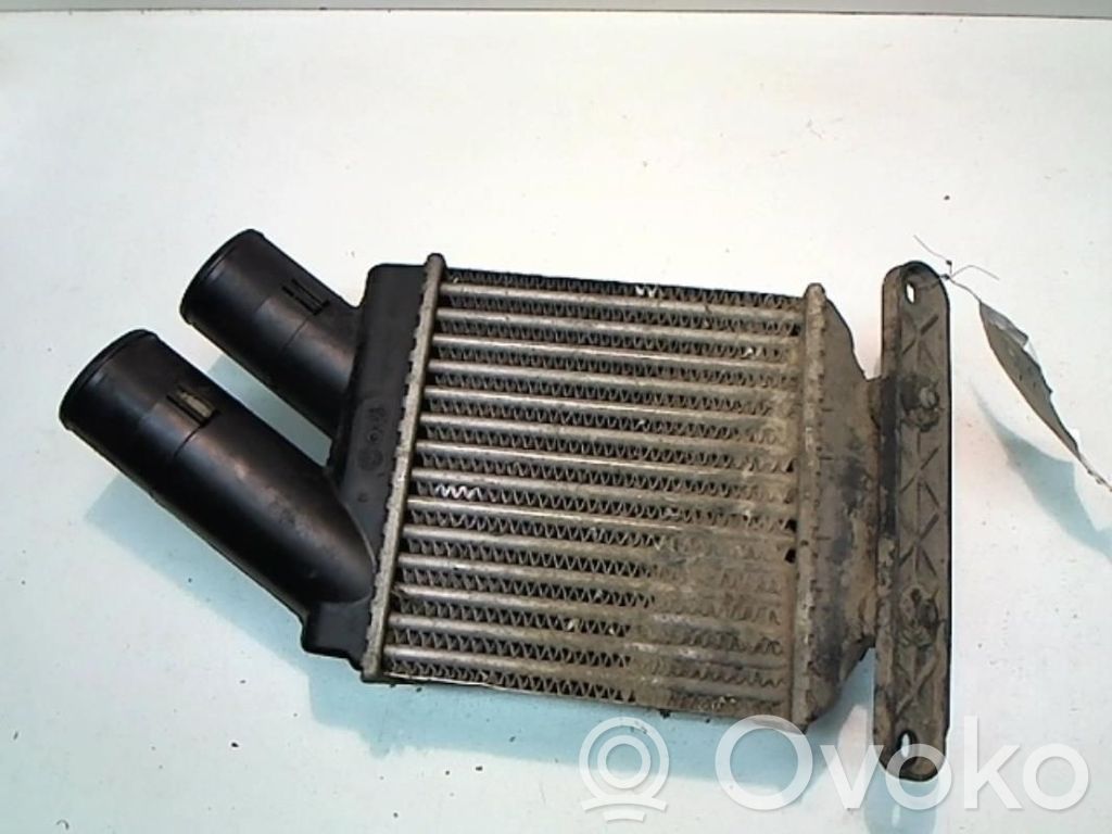 Renault Megane I Chłodnica powietrza doładowującego / Intercooler 