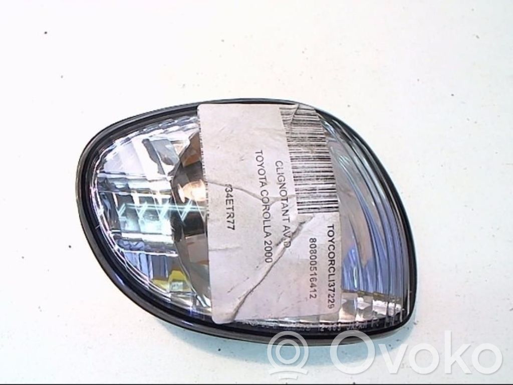 Toyota Corolla E110 Front fender indicator light 