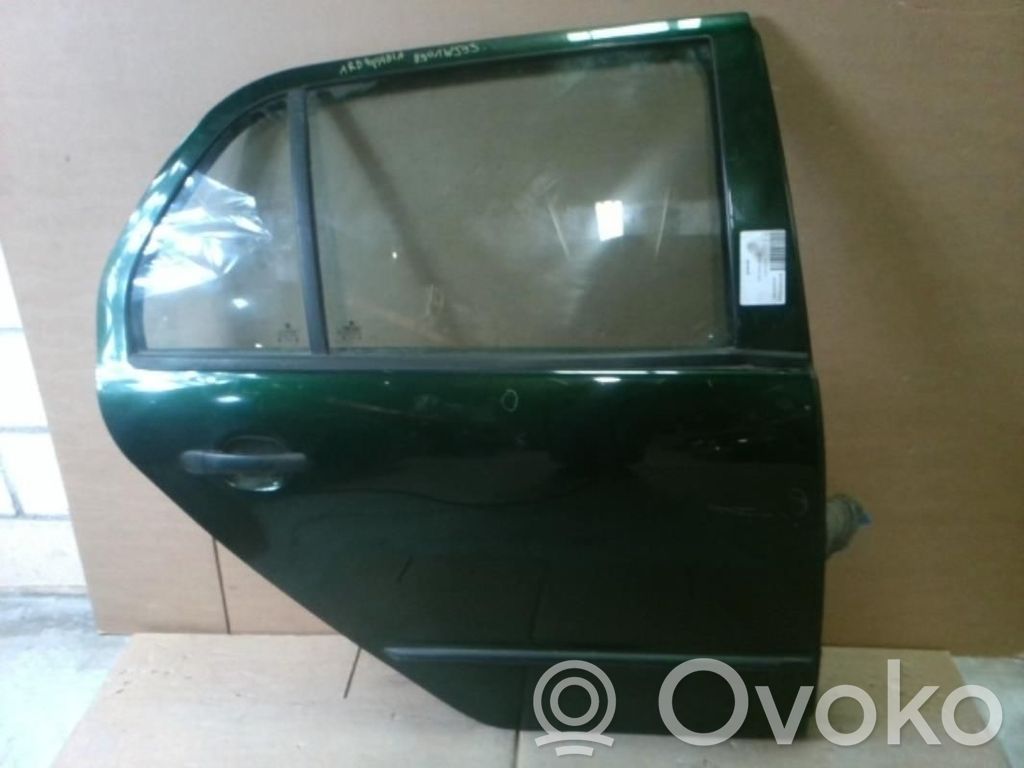 Skoda Fabia Mk1 (6Y) Puerta trasera 