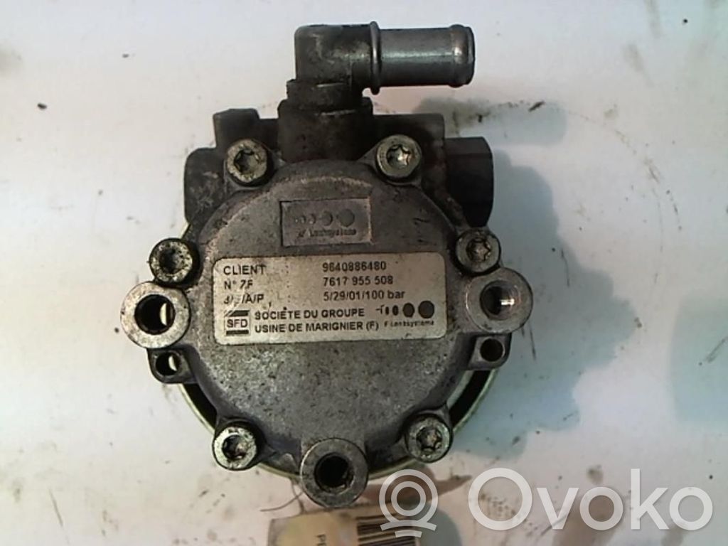 Peugeot 607 Power steering pump 