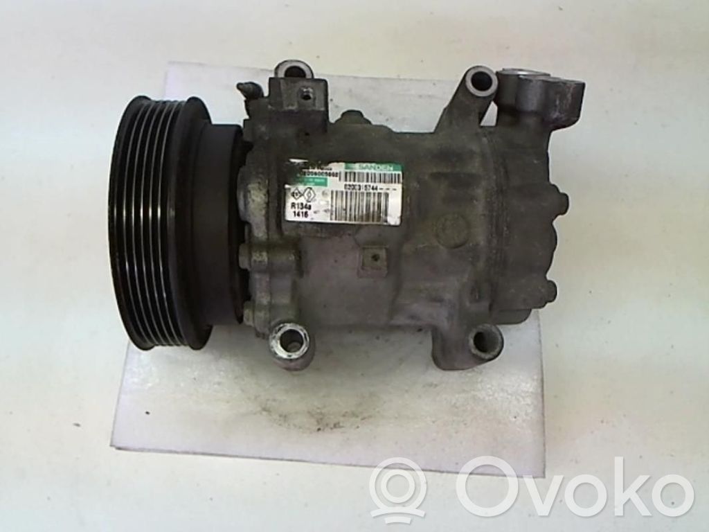 Compresseur de climatisation   8200315744,RENKANCOM50746