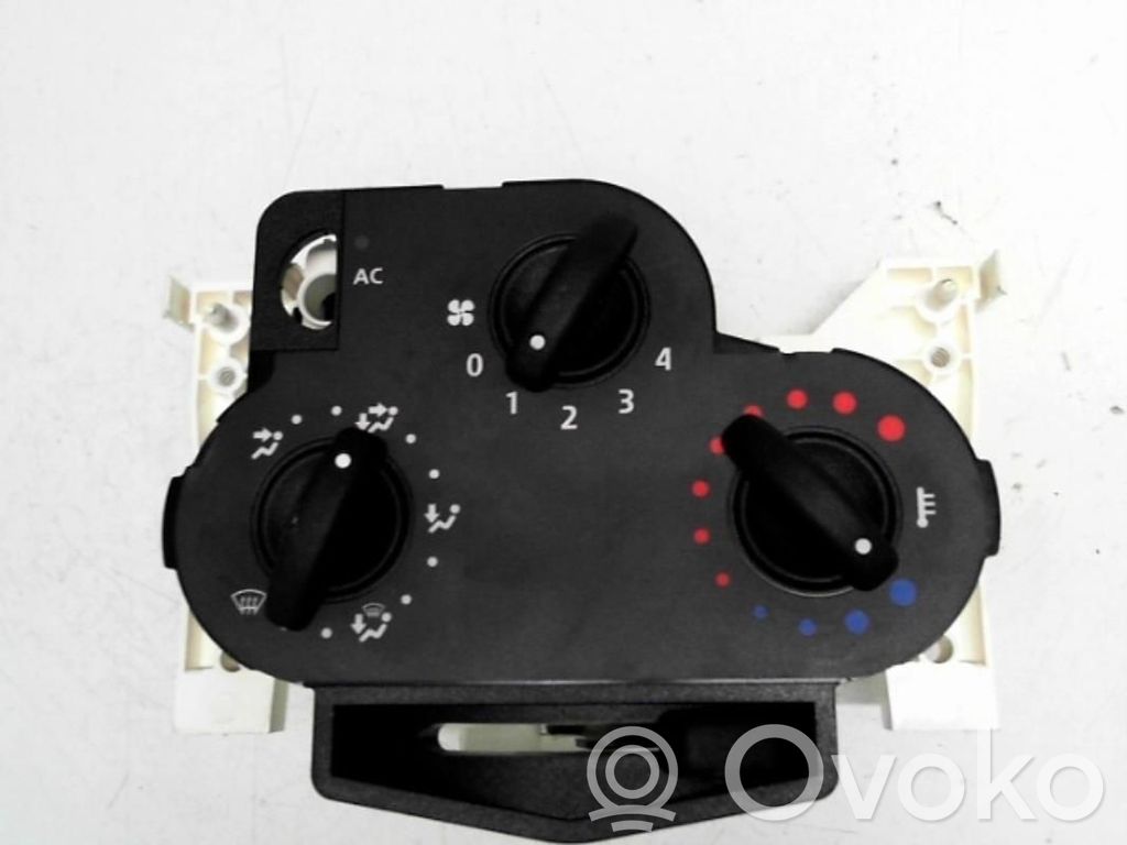 Dacia Logan I Climate control unit 