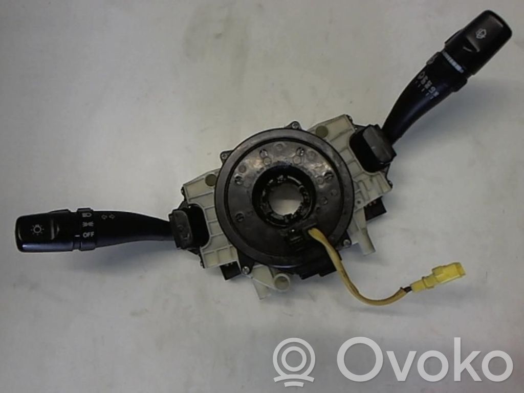 Hyundai Accent Wiper turn signal indicator stalk/switch 