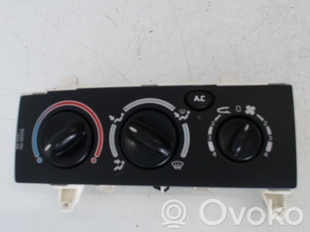 Renault Megane I Climate control unit 
