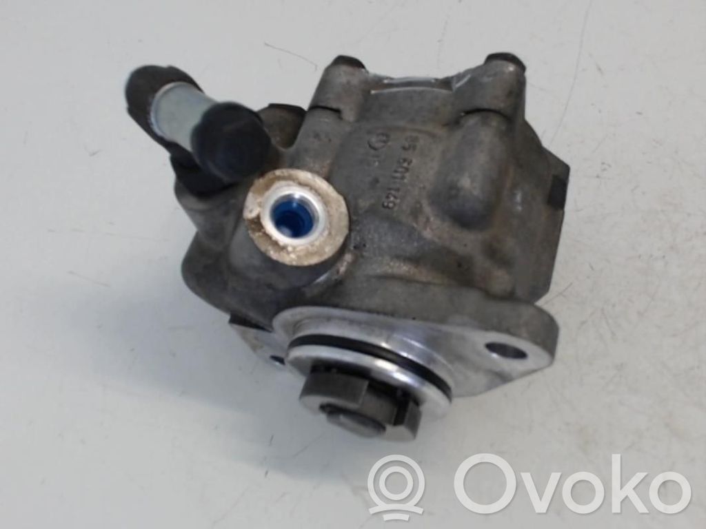 Renault Master II Power steering pump 