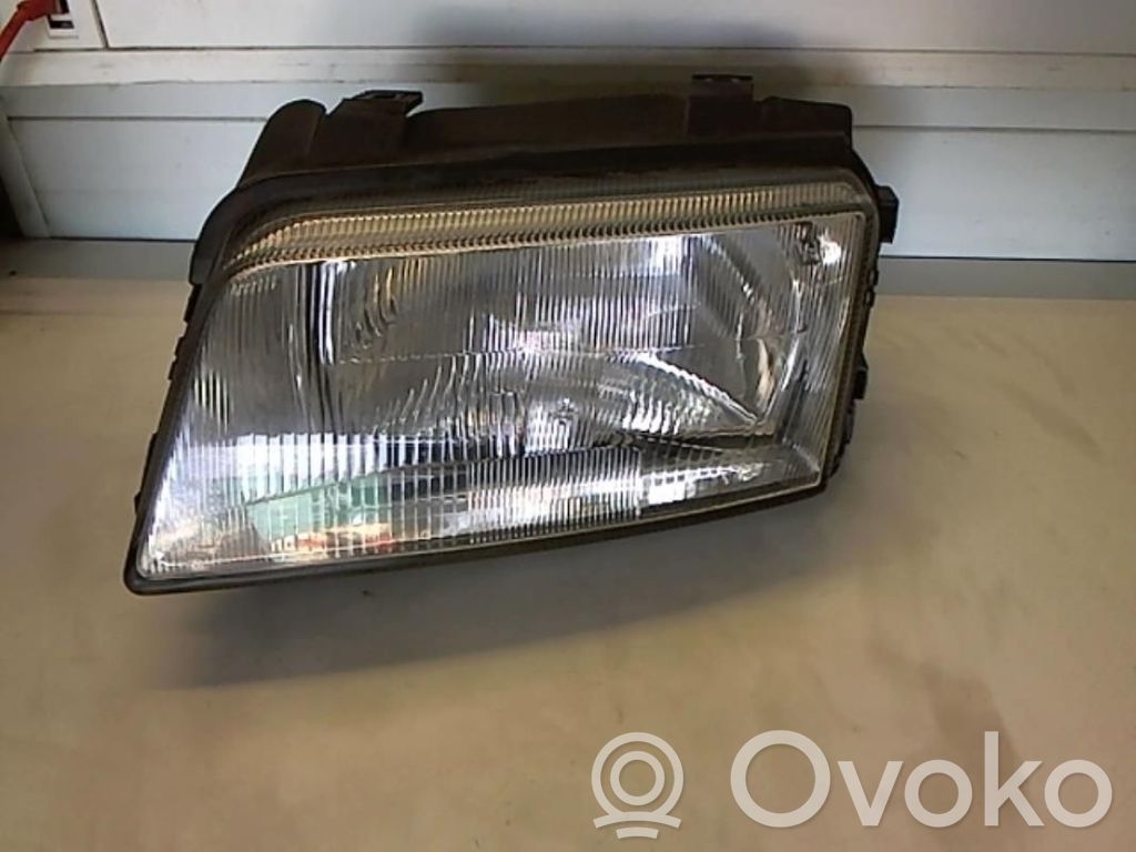 Audi A4 S4 B5 8D Scheinwerfer 