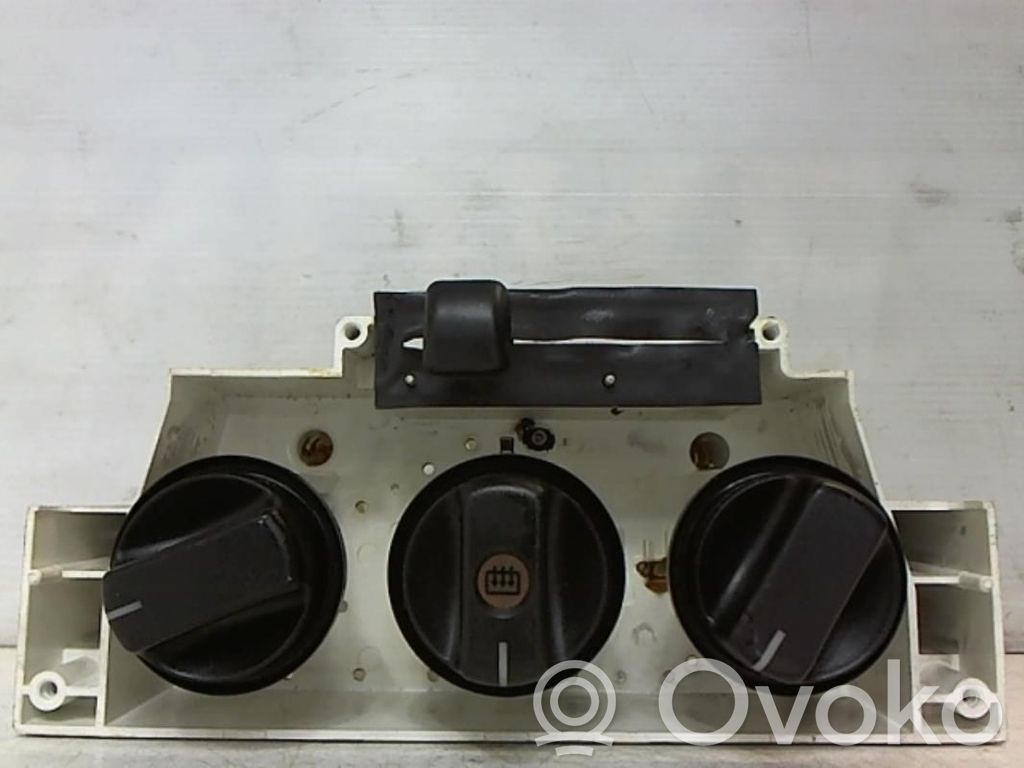 Opel Agila A Climate control unit 
