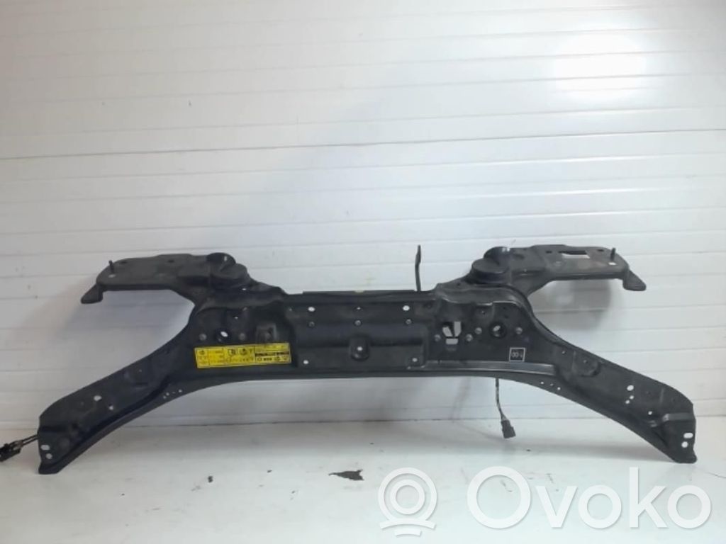 Rover 75 Верхняя часть панели радиаторов (телевизора) 