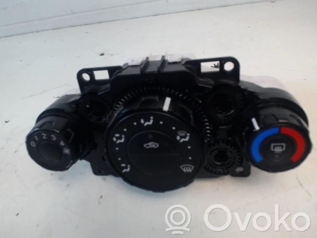 Ford Fiesta Climate control unit 