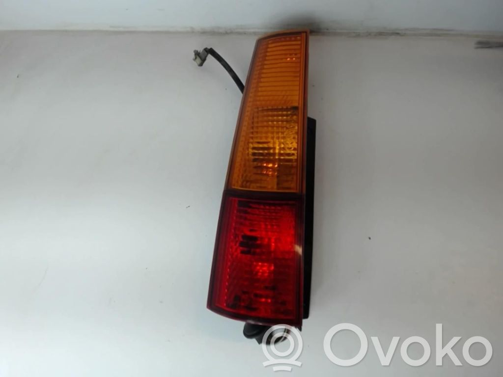 Suzuki Ignis Aizmugurējais lukturis virsbūvē 