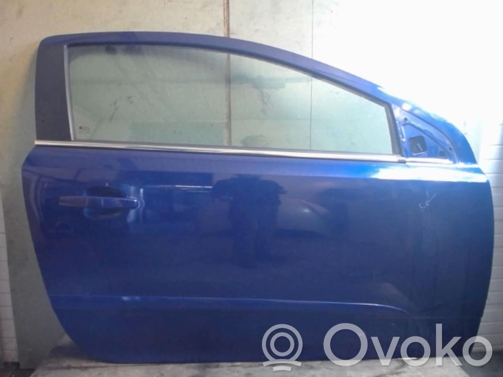 Opel Astra H Puerta delantera 
