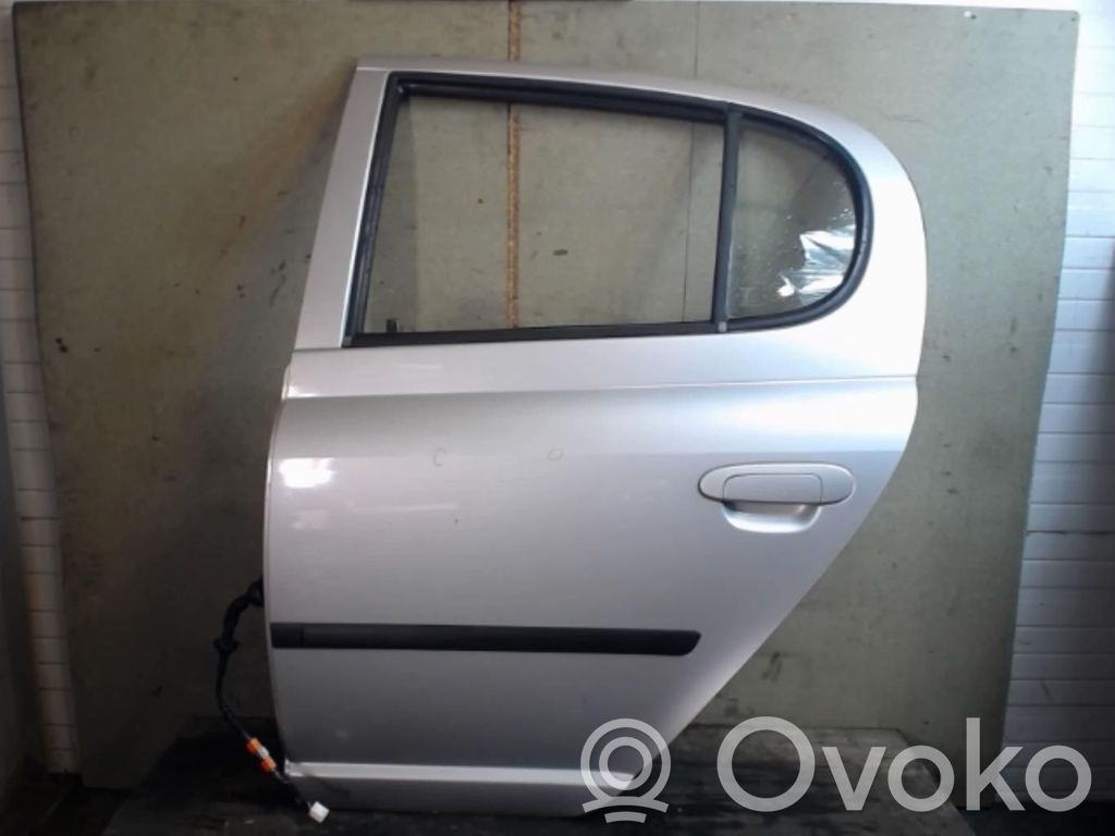 Toyota Yaris Puerta trasera 
