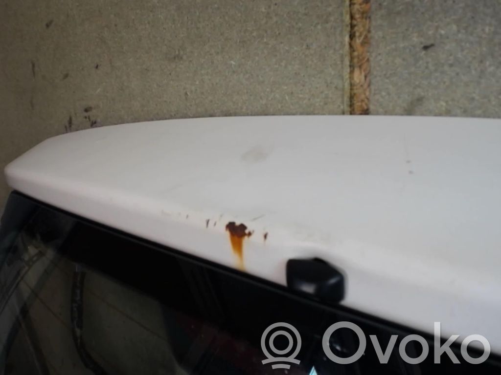 Toyota Yaris Puerta del maletero/compartimento de carga 