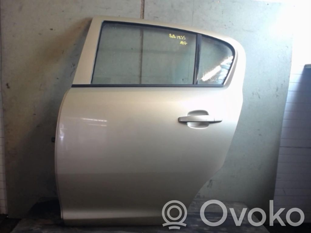 Opel Corsa D Aizmugurējās durvis 