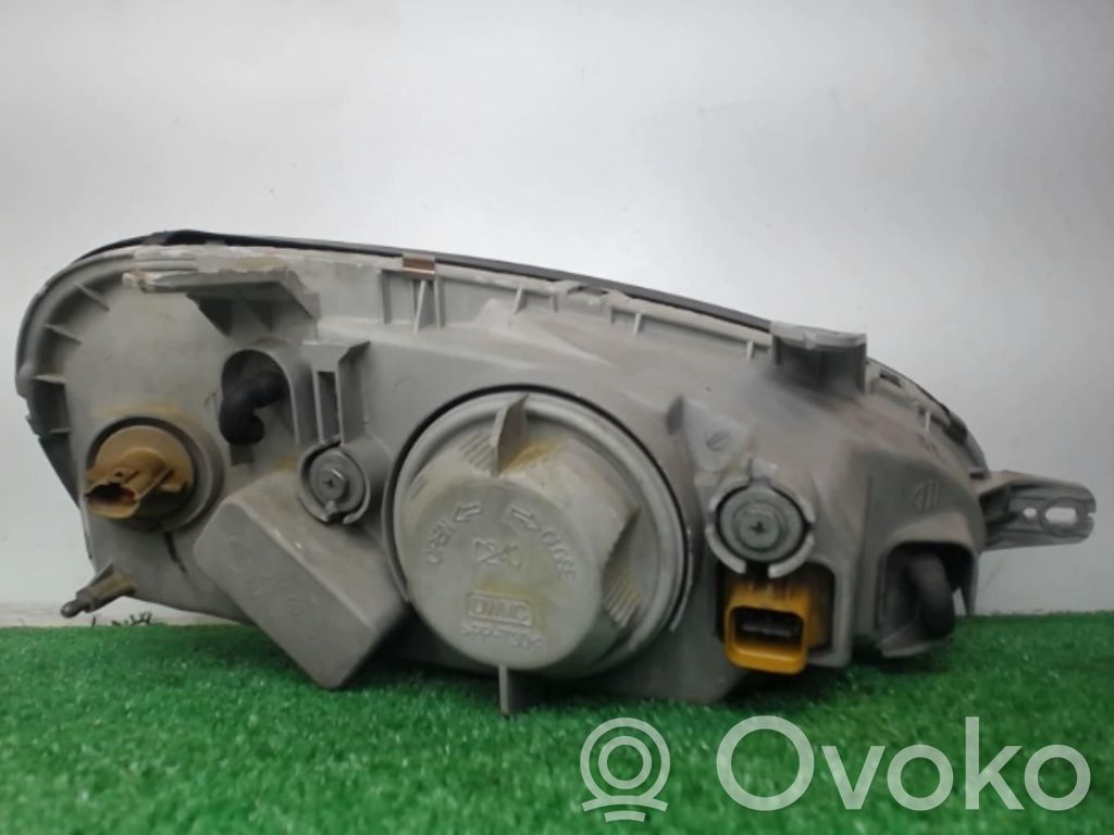 Chevrolet Rezzo Phare frontale 
