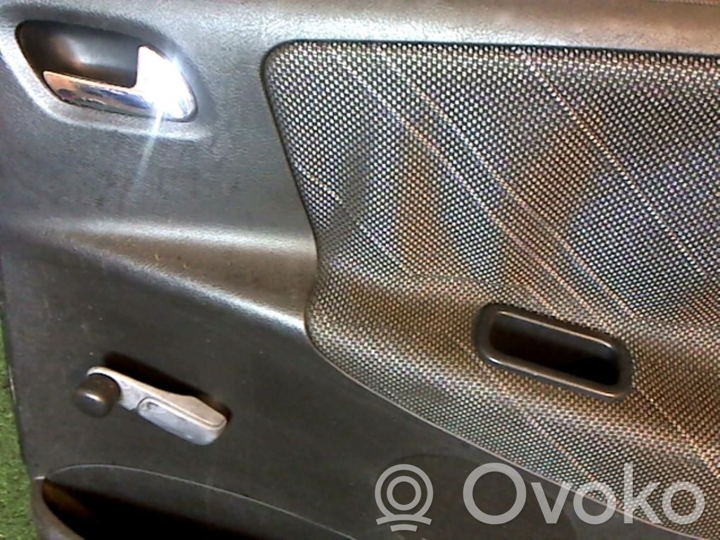 Puerta trasera   9008V5