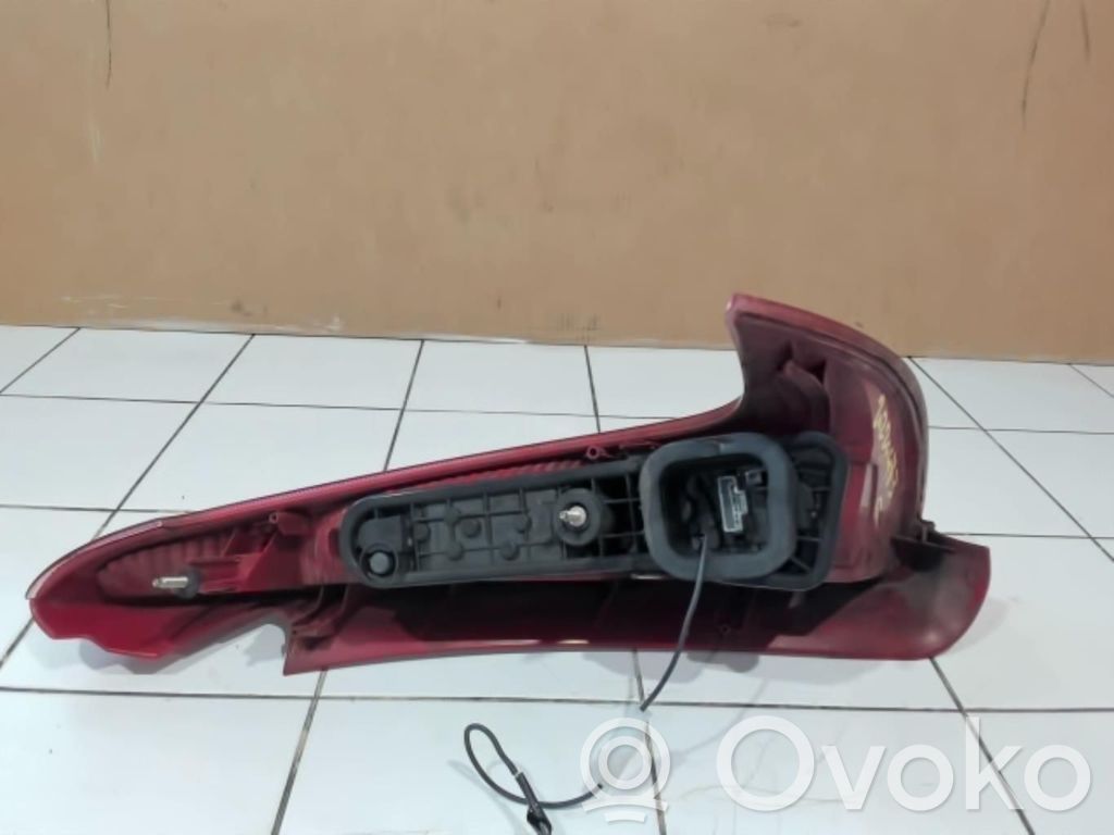 Peugeot 206 Lampa tylna 