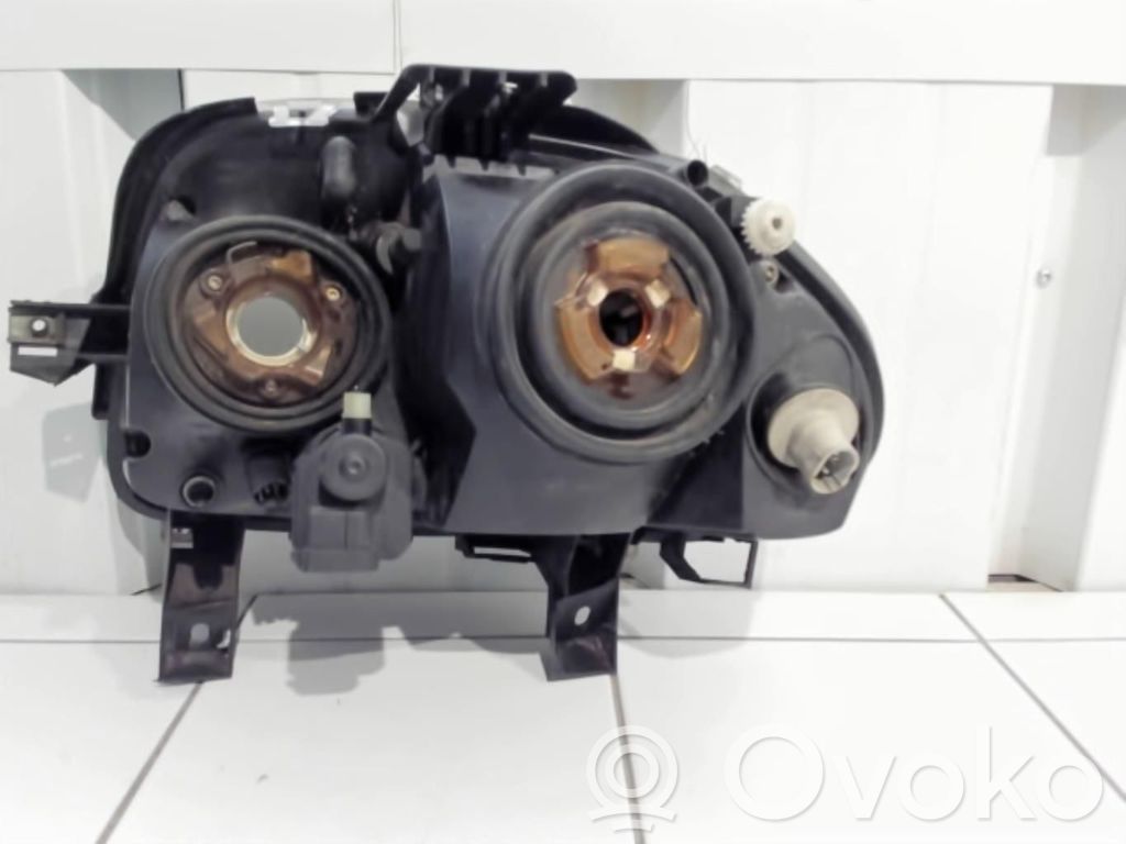 Renault Clio II Scheinwerfer 