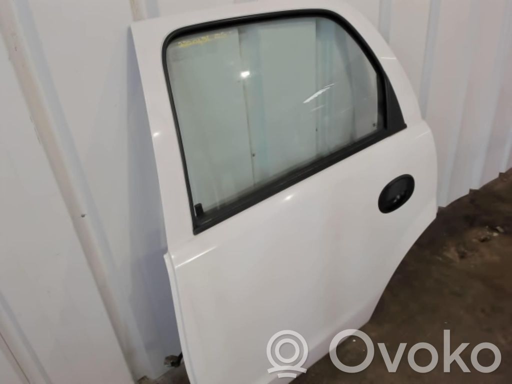 Opel Corsa C Aizmugurējās durvis 