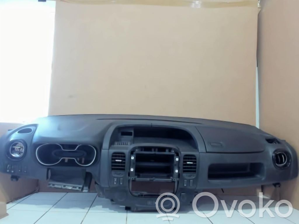 Renault Trafic III (X82) Panelis 