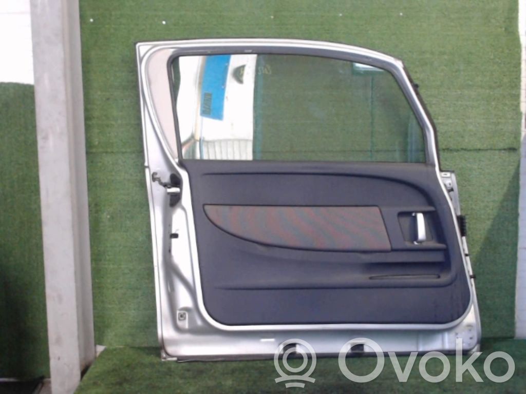 Peugeot 1007 Priekinės durys 