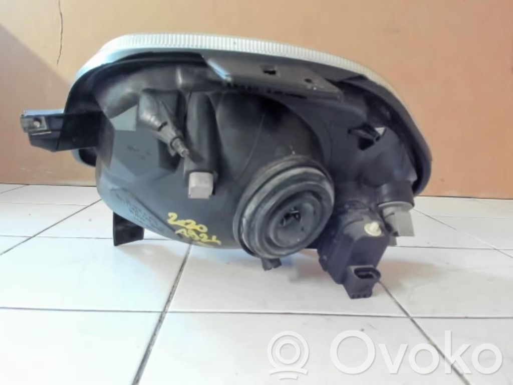 Renault Clio II Scheinwerfer 