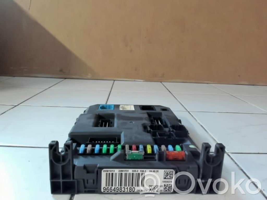 Peugeot 207 Juego de cerradura y set ECU del motor 