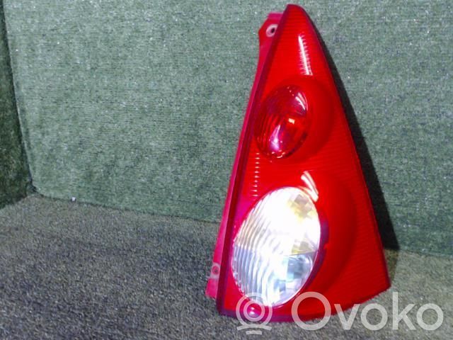 Peugeot 107 Aizmugurējais lukturis virsbūvē 