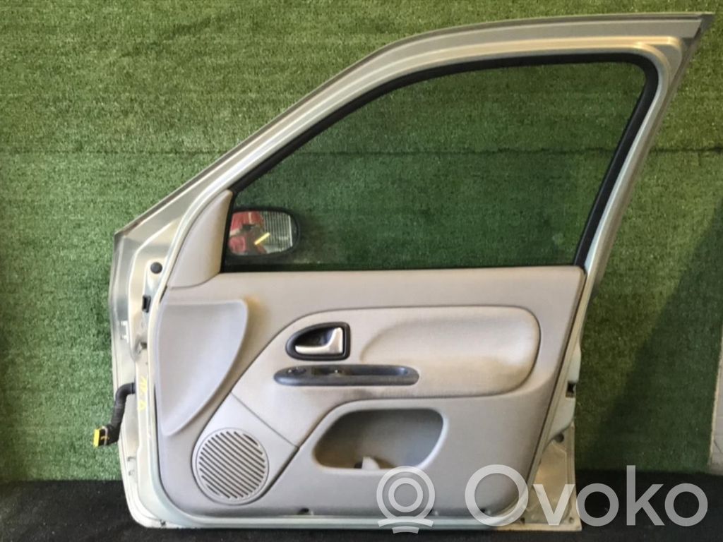 Renault Clio II Priekinės durys 
