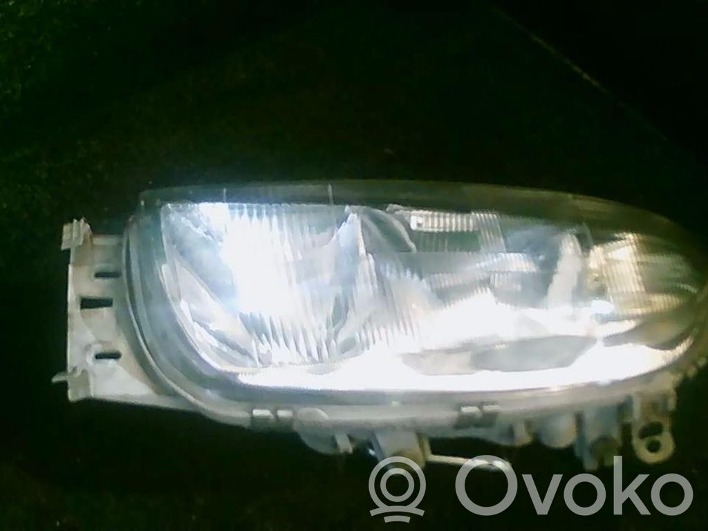 Ford Fiesta Headlight/headlamp 