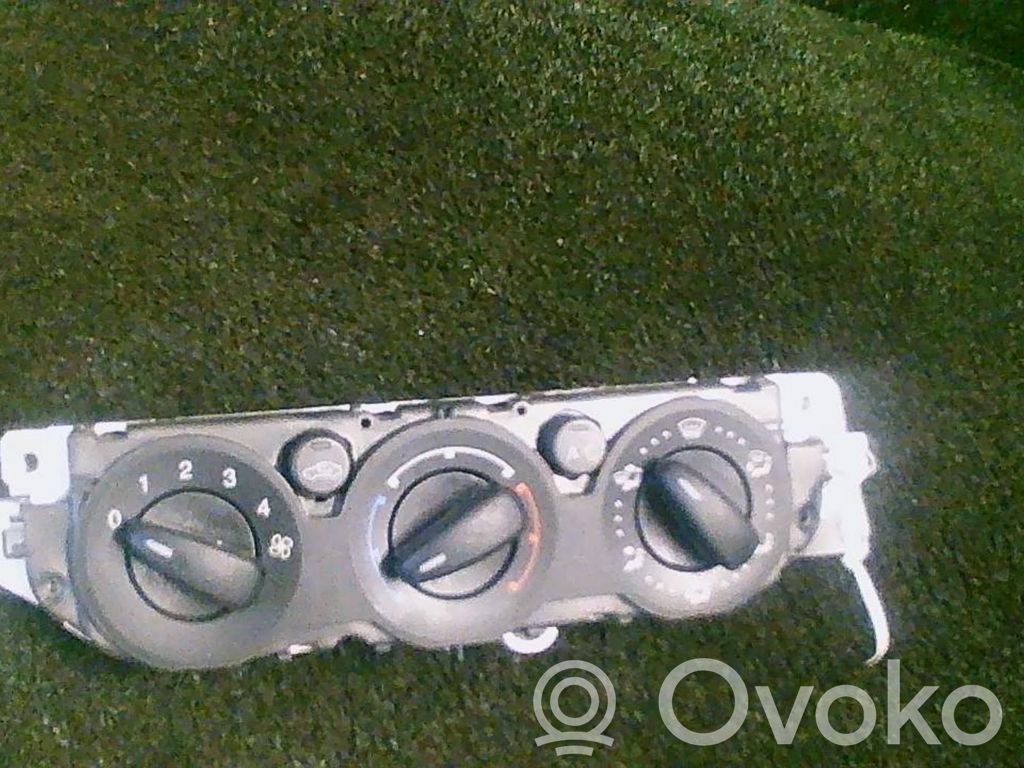 Ford Focus Climate control unit 