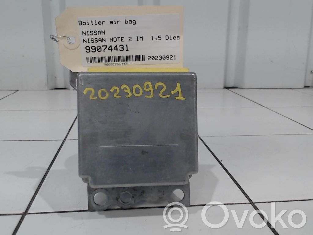 Nissan Note (E12) Airbag control unit/module 