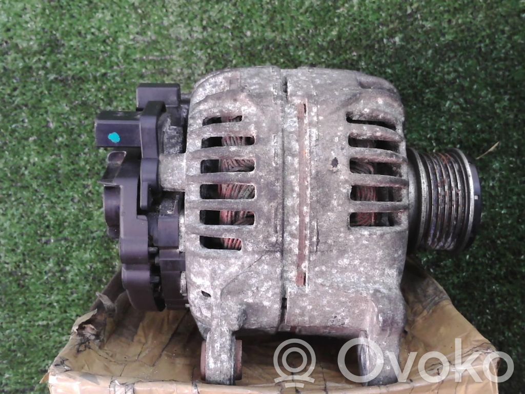 Volkswagen Polo IV 9N3 Generator/alternator 